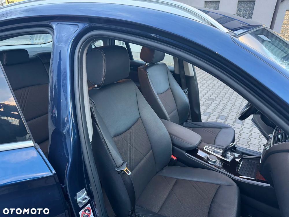 BMW X4 xDrive20d xLine - 6