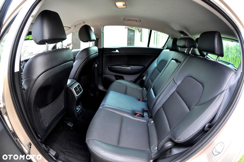 Kia Sportage 1.6 GDI L 2WD - 23