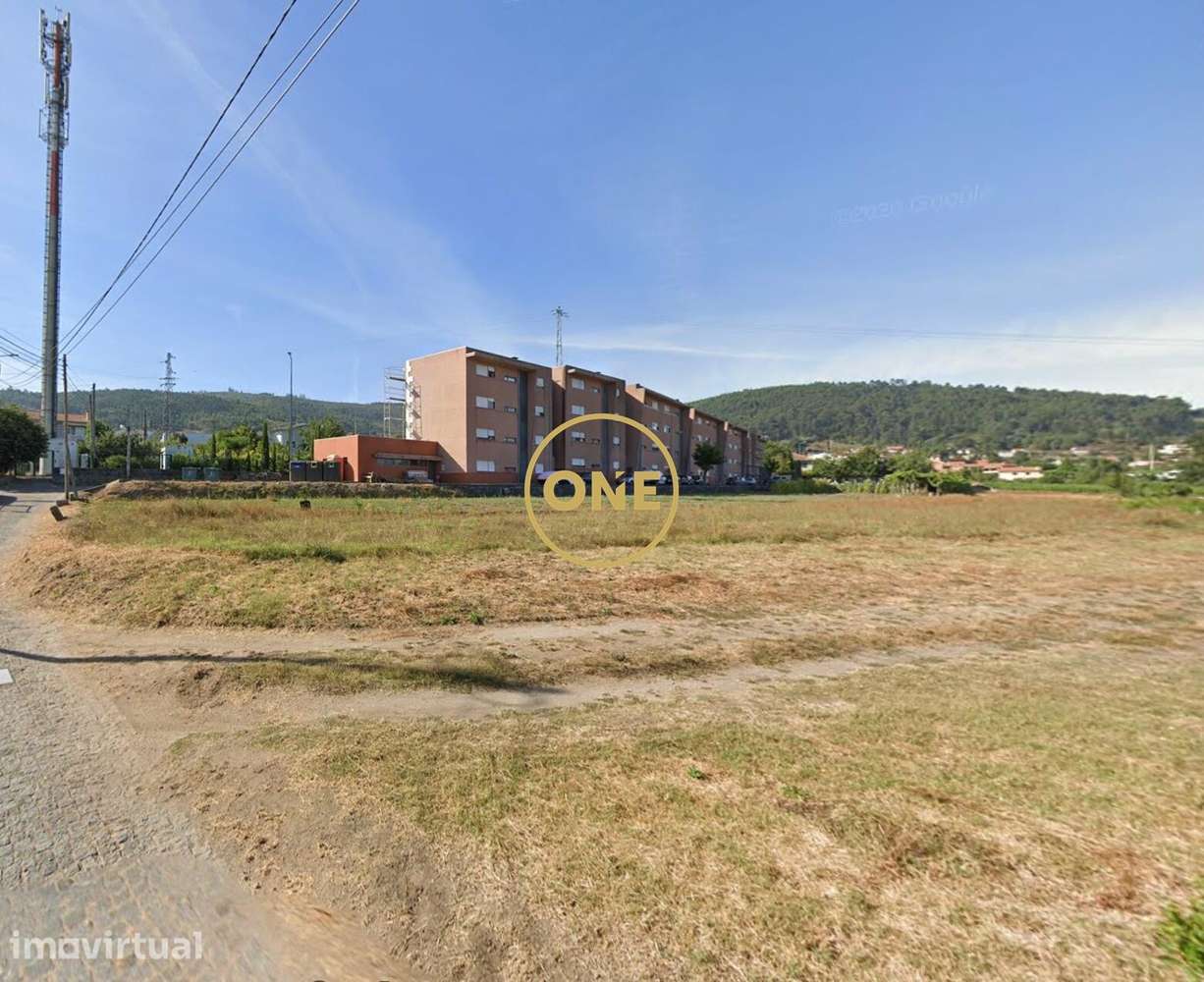 Terreno - Grande imagem: 2/3