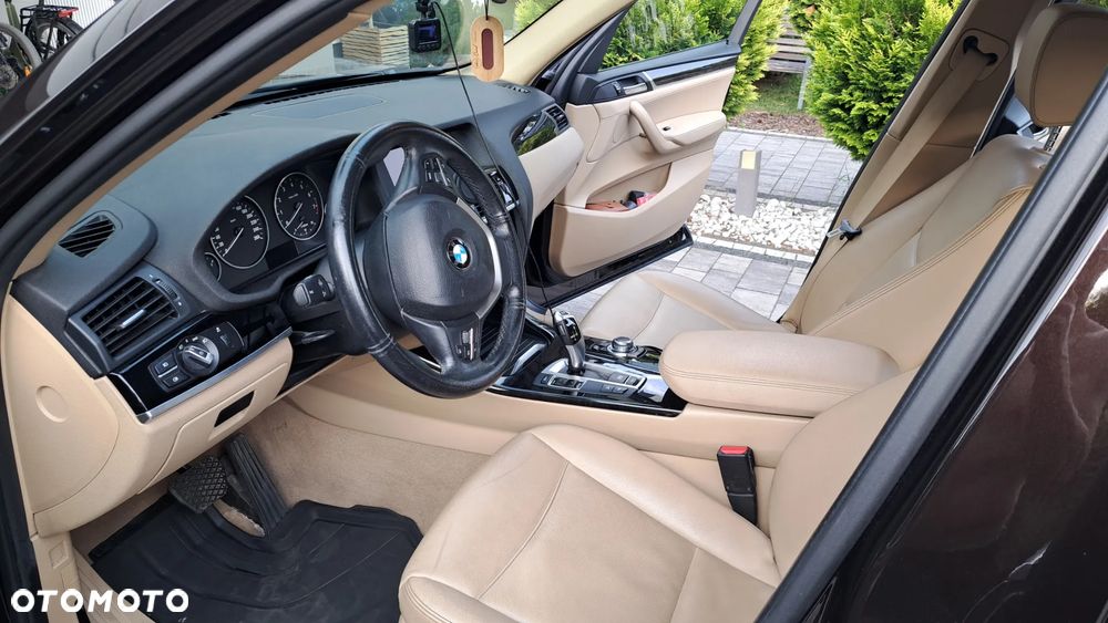 BMW X3 xDrive20i xLine - 17