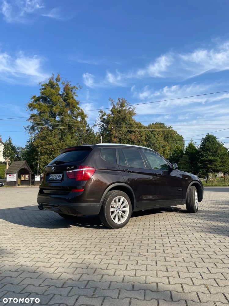 BMW X3 xDrive28i xLine - 4