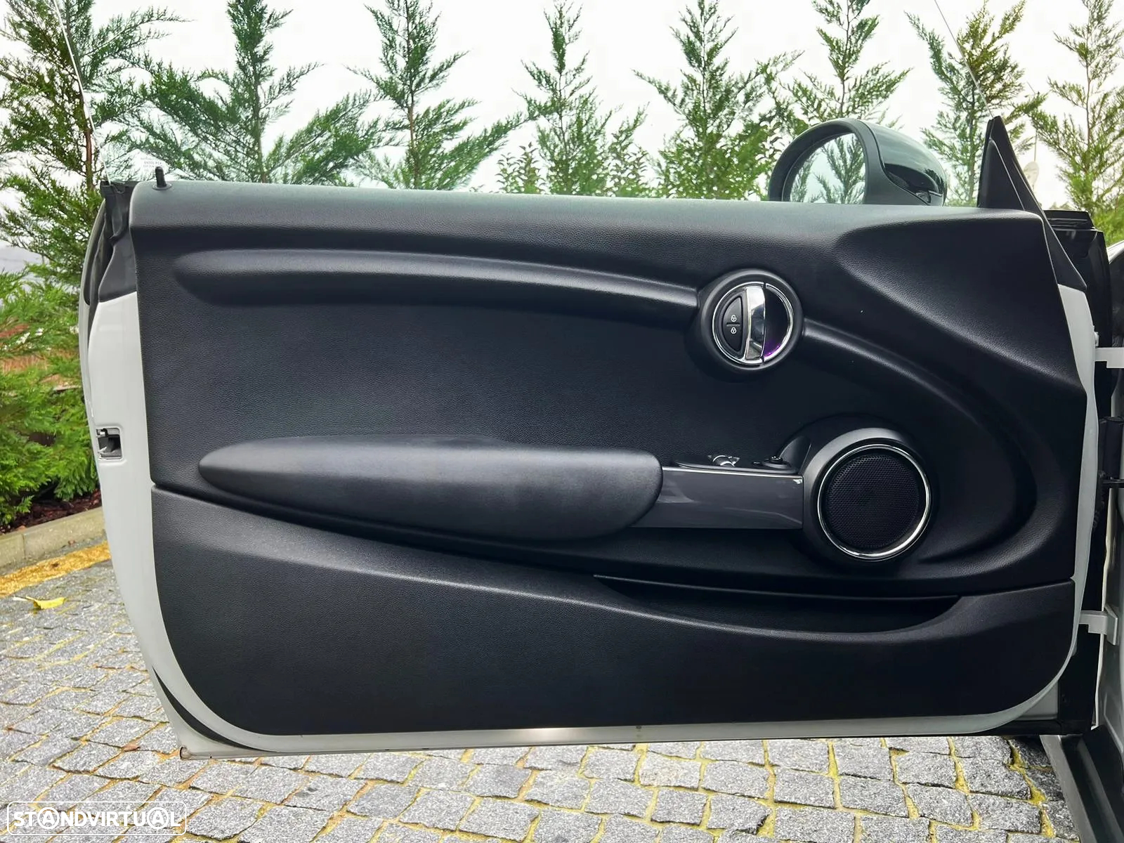 MINI 3 Portas Cooper D - 11