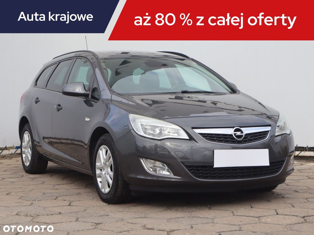 Opel Astra 2012 photo 2