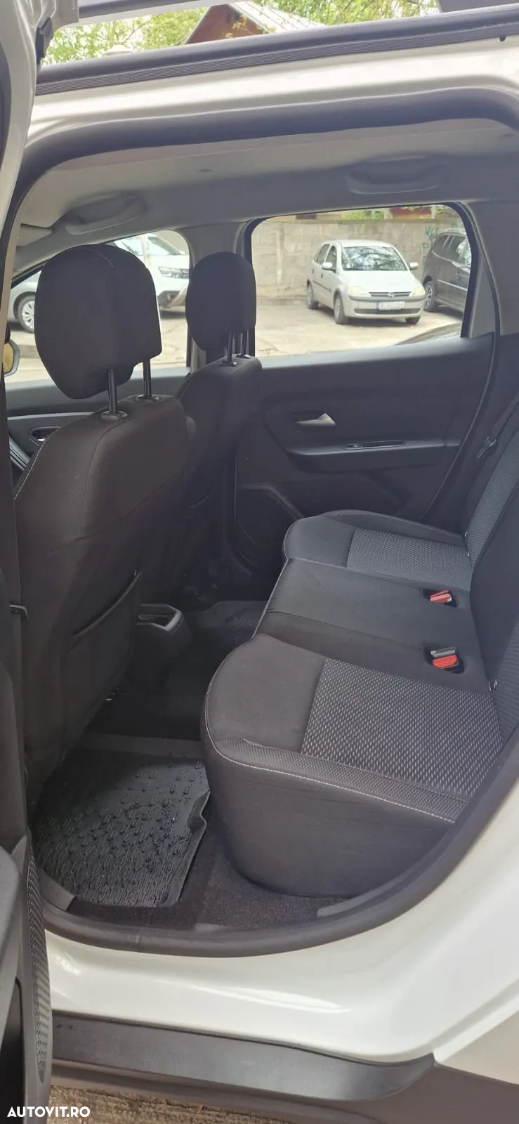 Dacia Duster 1.5 Blue dCi 4WD Comfort - 5