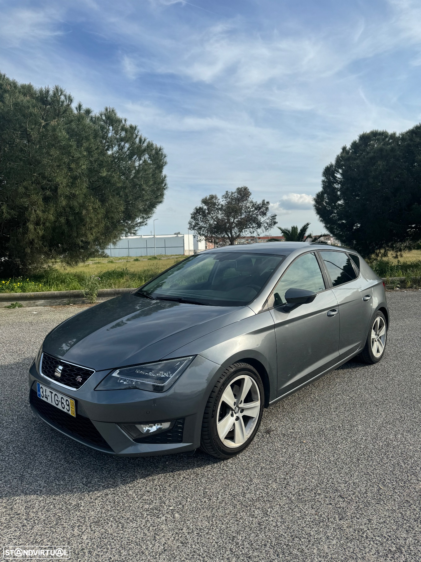 SEAT Leon 2.0 TDI DPF Ecomotive FR - 4