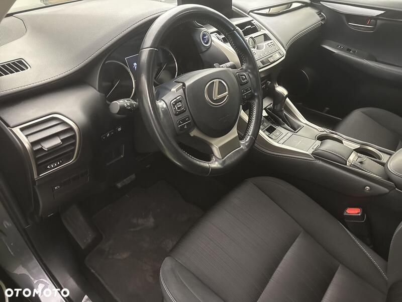 Lexus NX 300h Optimum AWD - 10