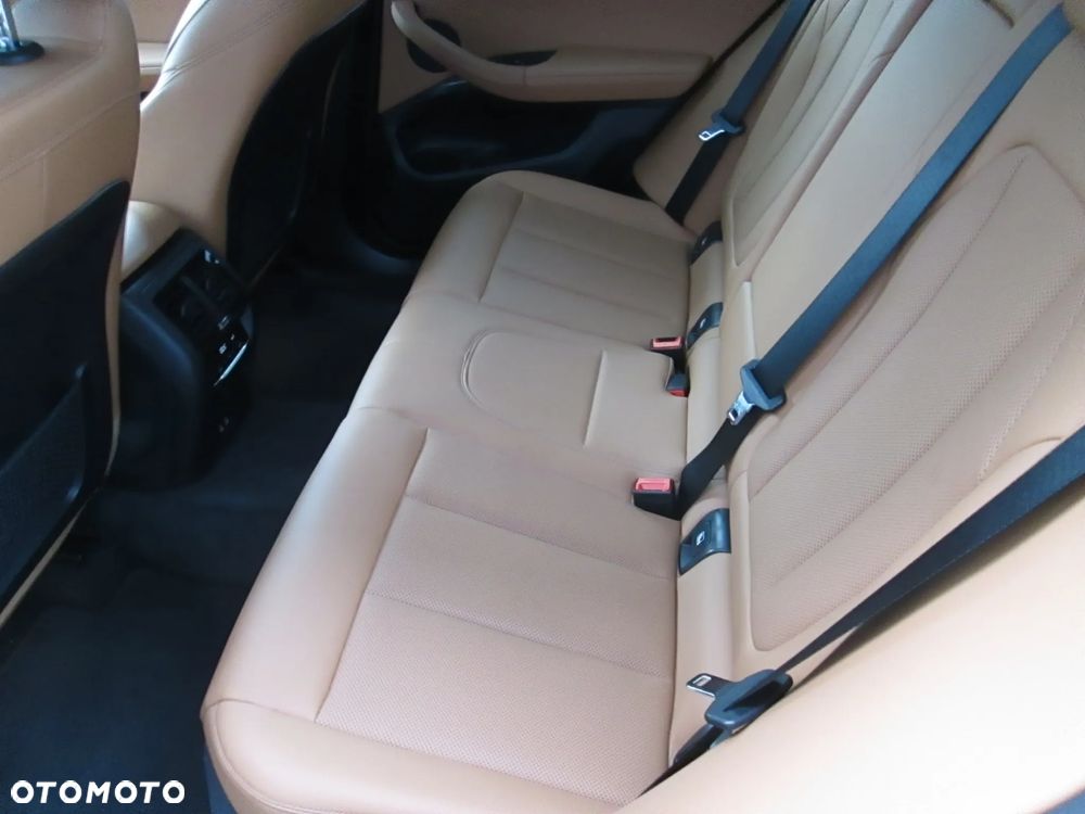 BMW X3 xDrive20d M Sport Edition - 22