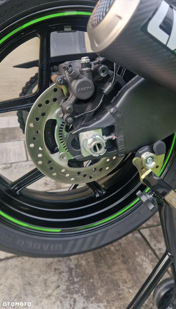 Kawasaki ZX - 9