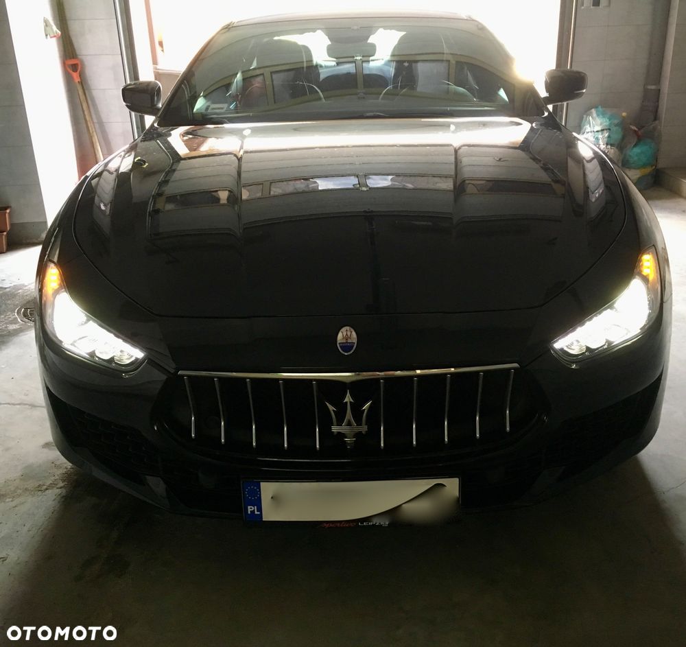 Maserati Ghibli Standard - 2