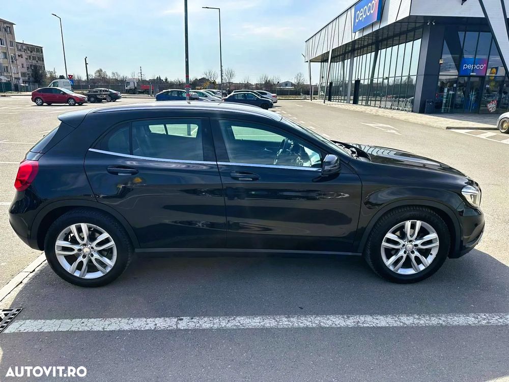 Mercedes-Benz GLA 220 d 4MATIC Aut. - 6