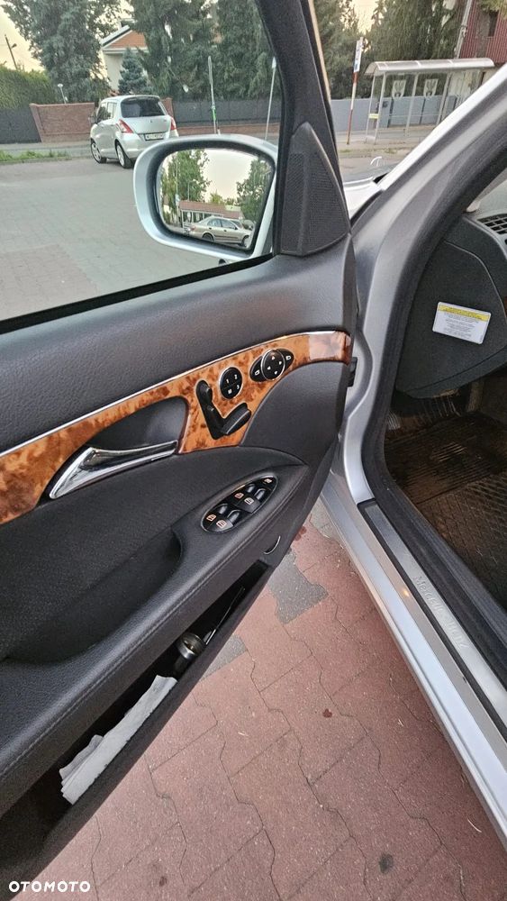 Mercedes-Benz Klasa E 350 4-Matic Elegance - 5