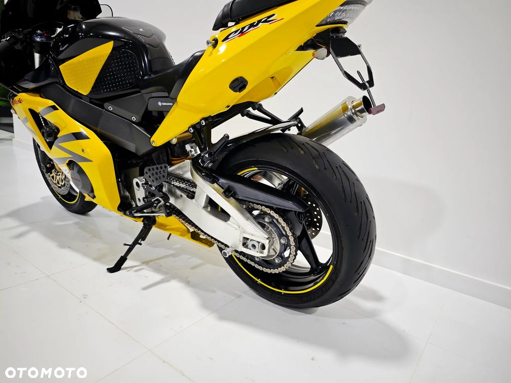 Honda CBR - 13