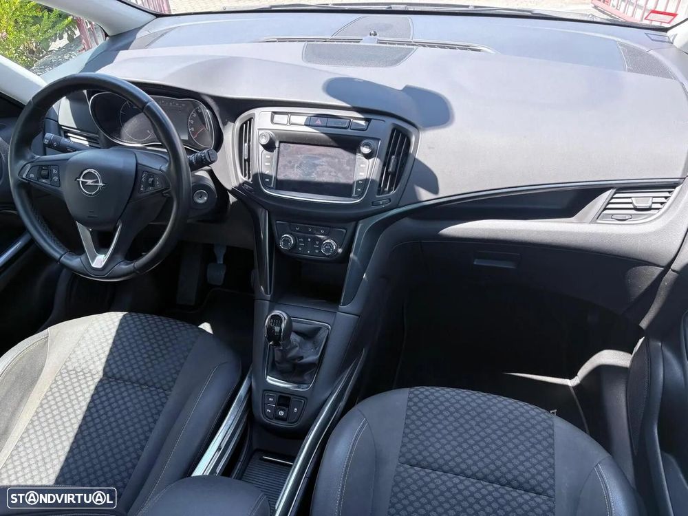 Opel Zafira 1.6 CDTi Dynamic S/S - 28