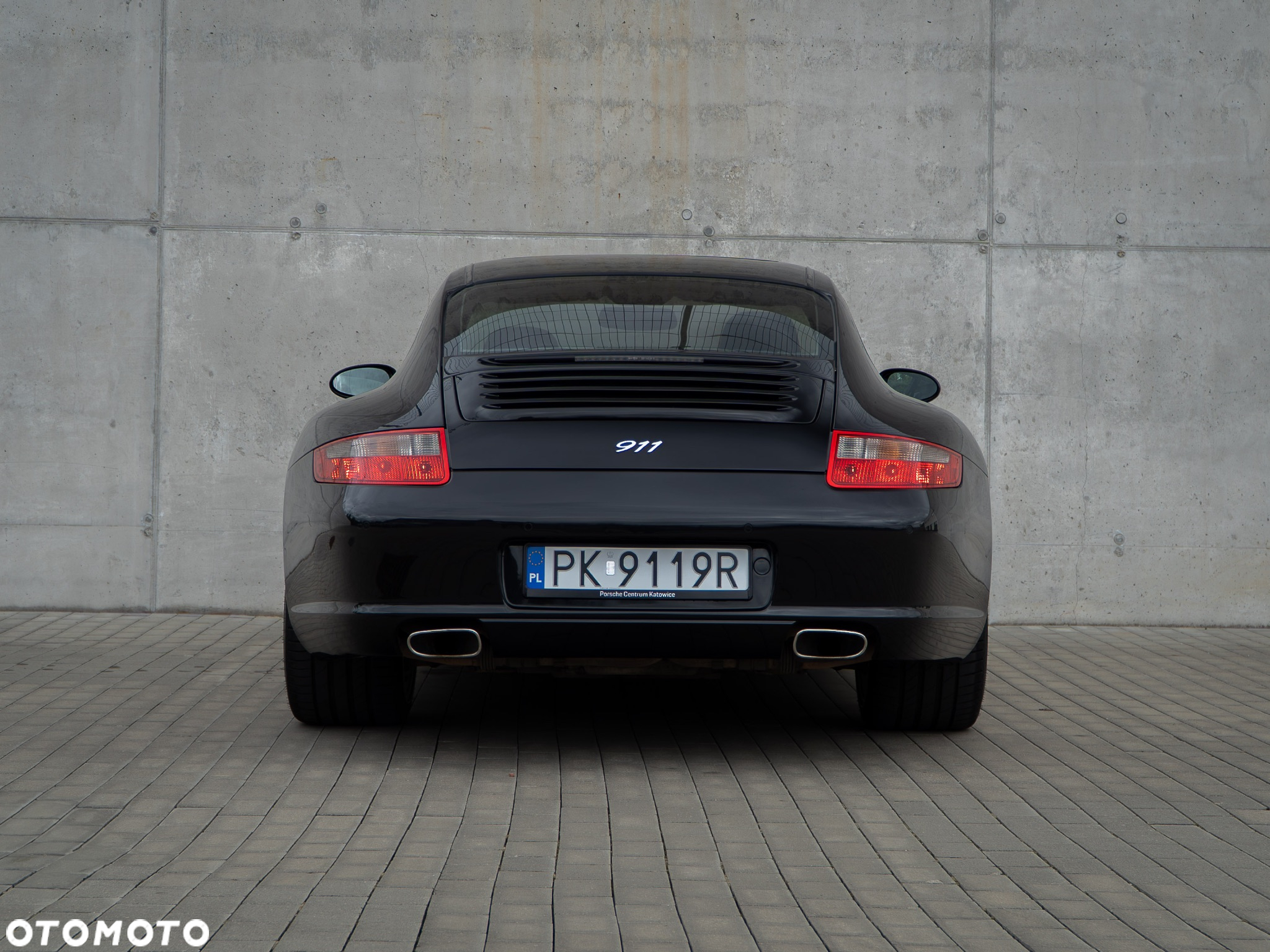 Porsche 911 Carrera Tiptronic S - 10