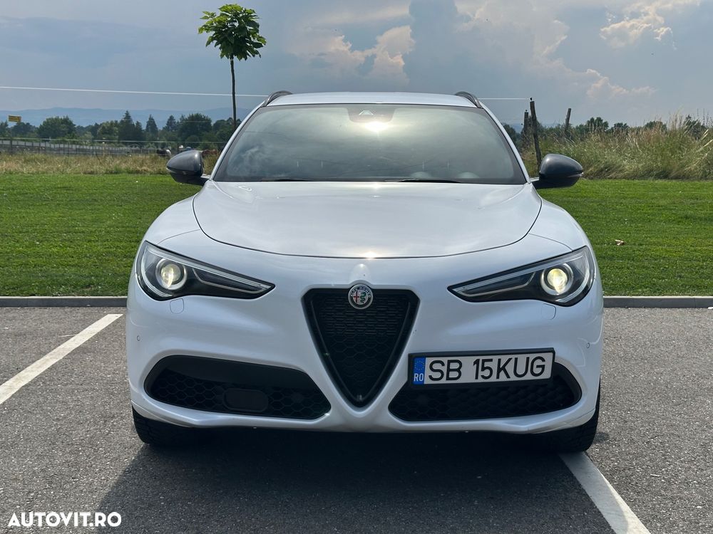 Alfa Romeo Stelvio 2.0 Turbo AWD AT8 Veloce - 17