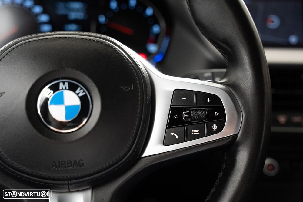 BMW 116 d Pack Desportivo M Auto - 20