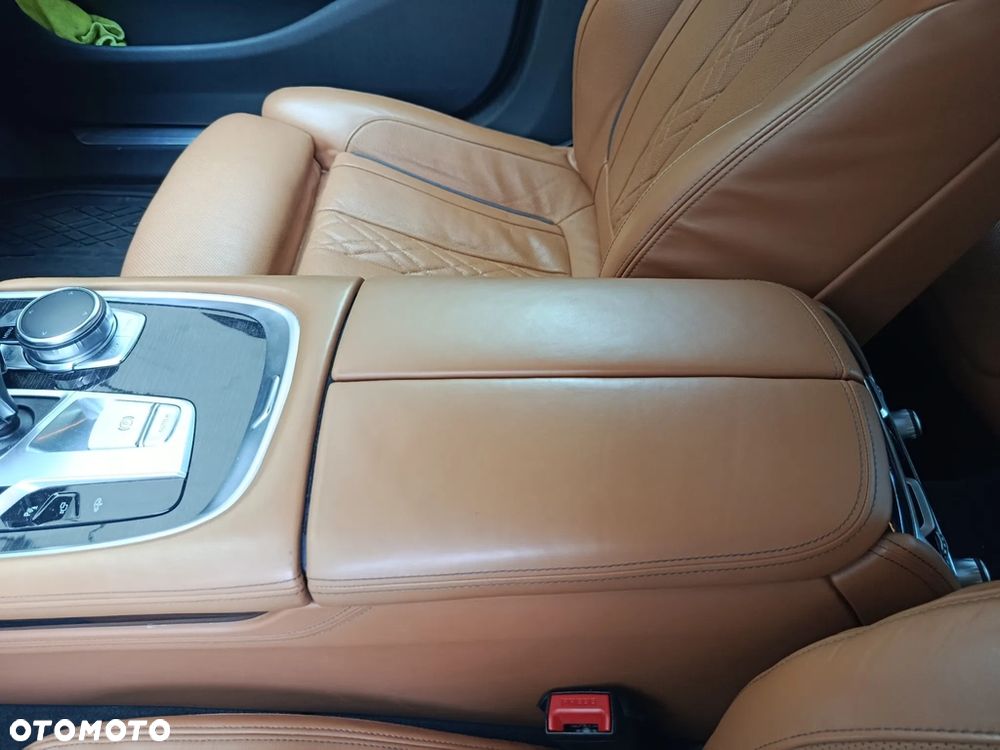 BMW Seria 7 730d xDrive - 15