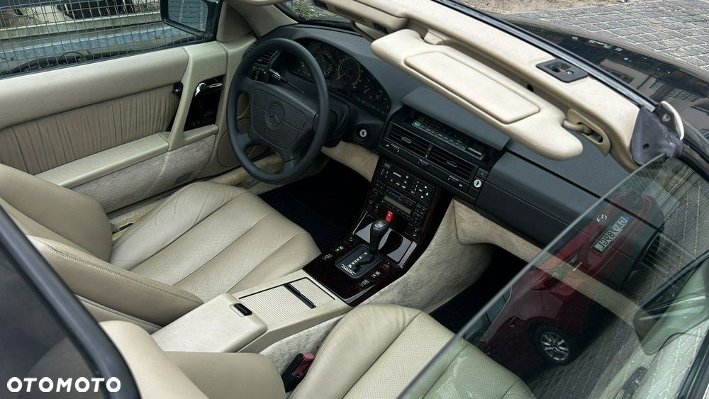 Mercedes-Benz SL - 14