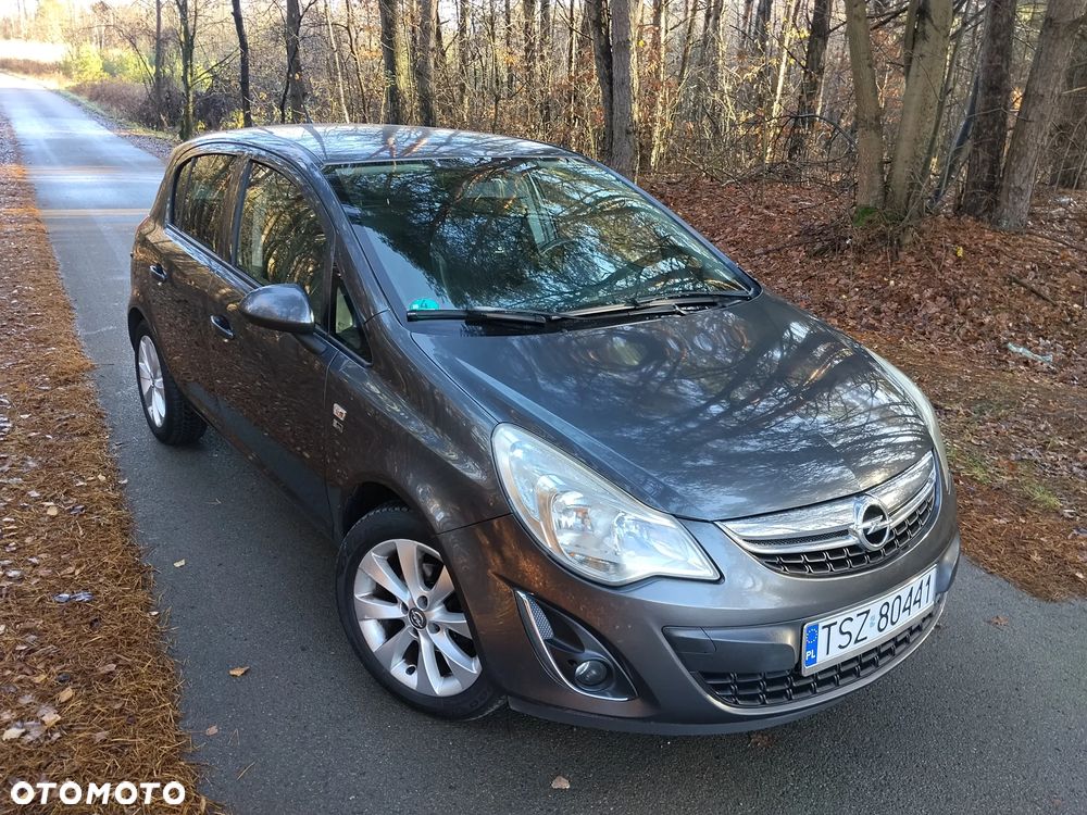 Opel Corsa 1.4 16V Color Edition - 2