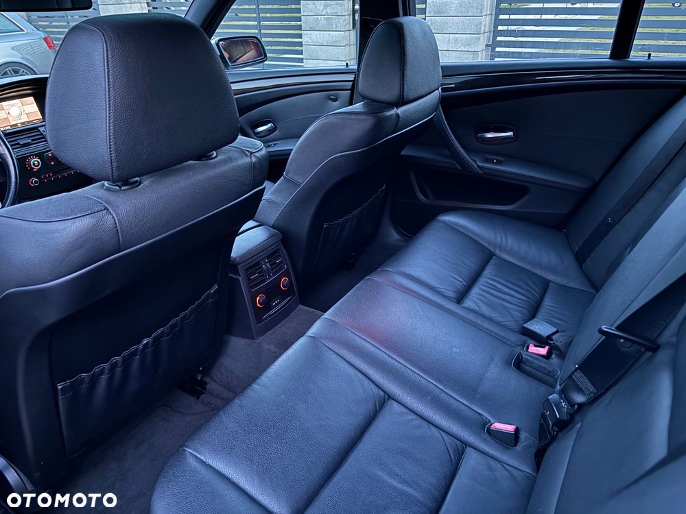 BMW Seria 5 - 12