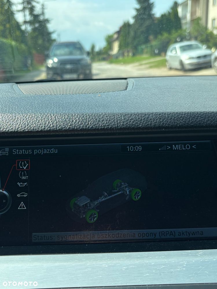 BMW Seria 5 520i - 23