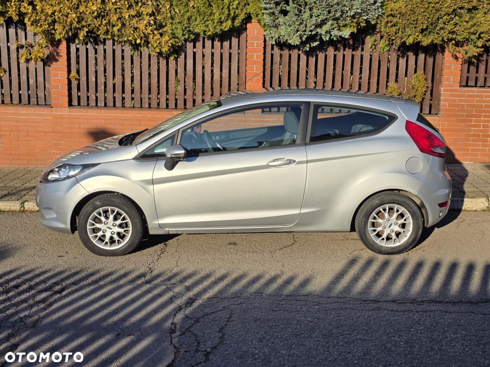 Ford Fiesta 1.25 Celebration - 8