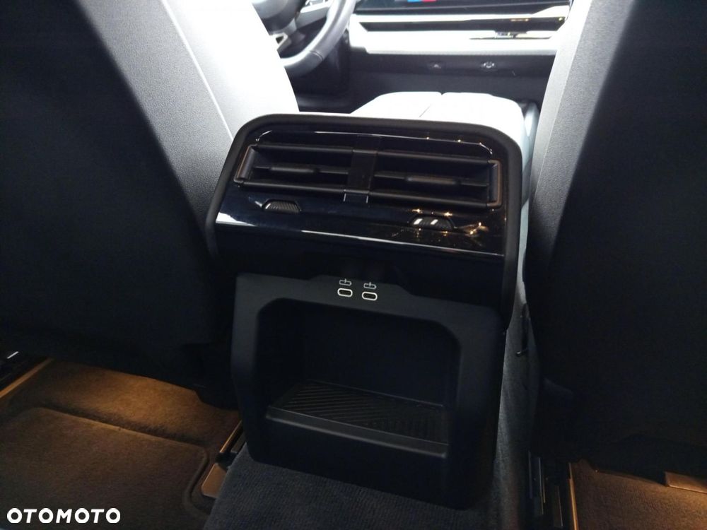 BMW Seria 5 - 21