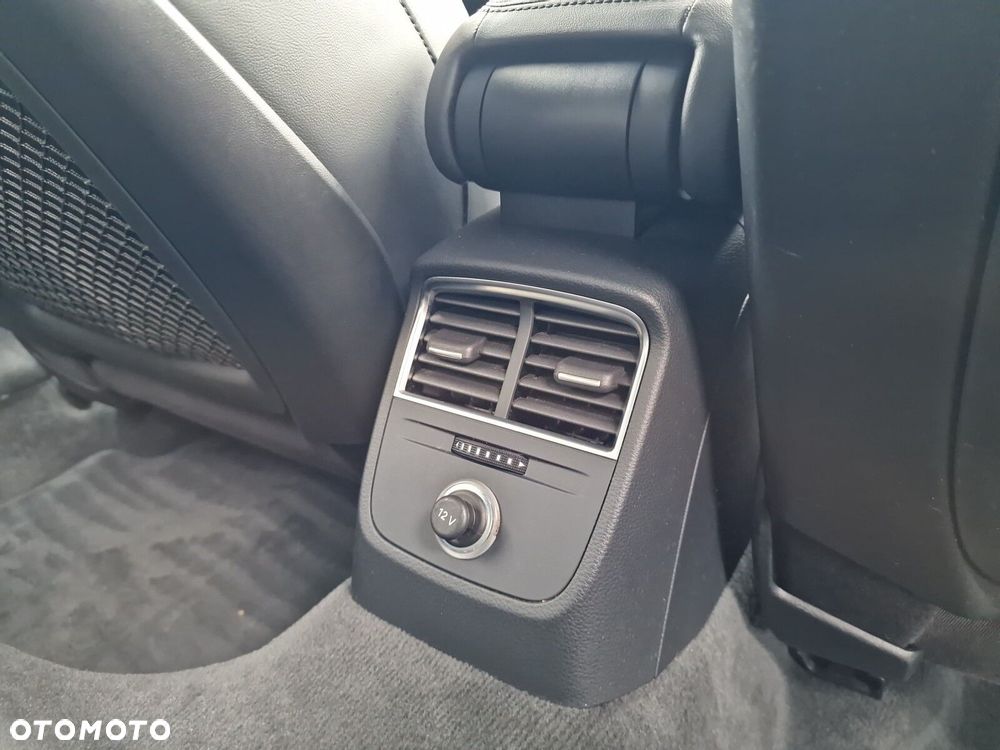 Audi A3 Sportback 35 TFSI S tronic - 22