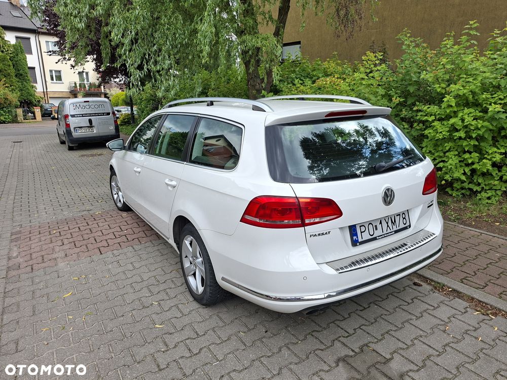 Volkswagen Passat 2.0 TDI Comfortline - 4