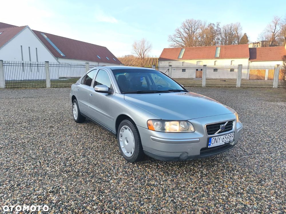 Volvo S60 2.4 Momentum - 6