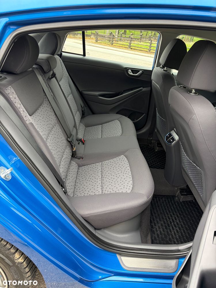 Hyundai IONIQ Plug-in hybrid Premium - 13