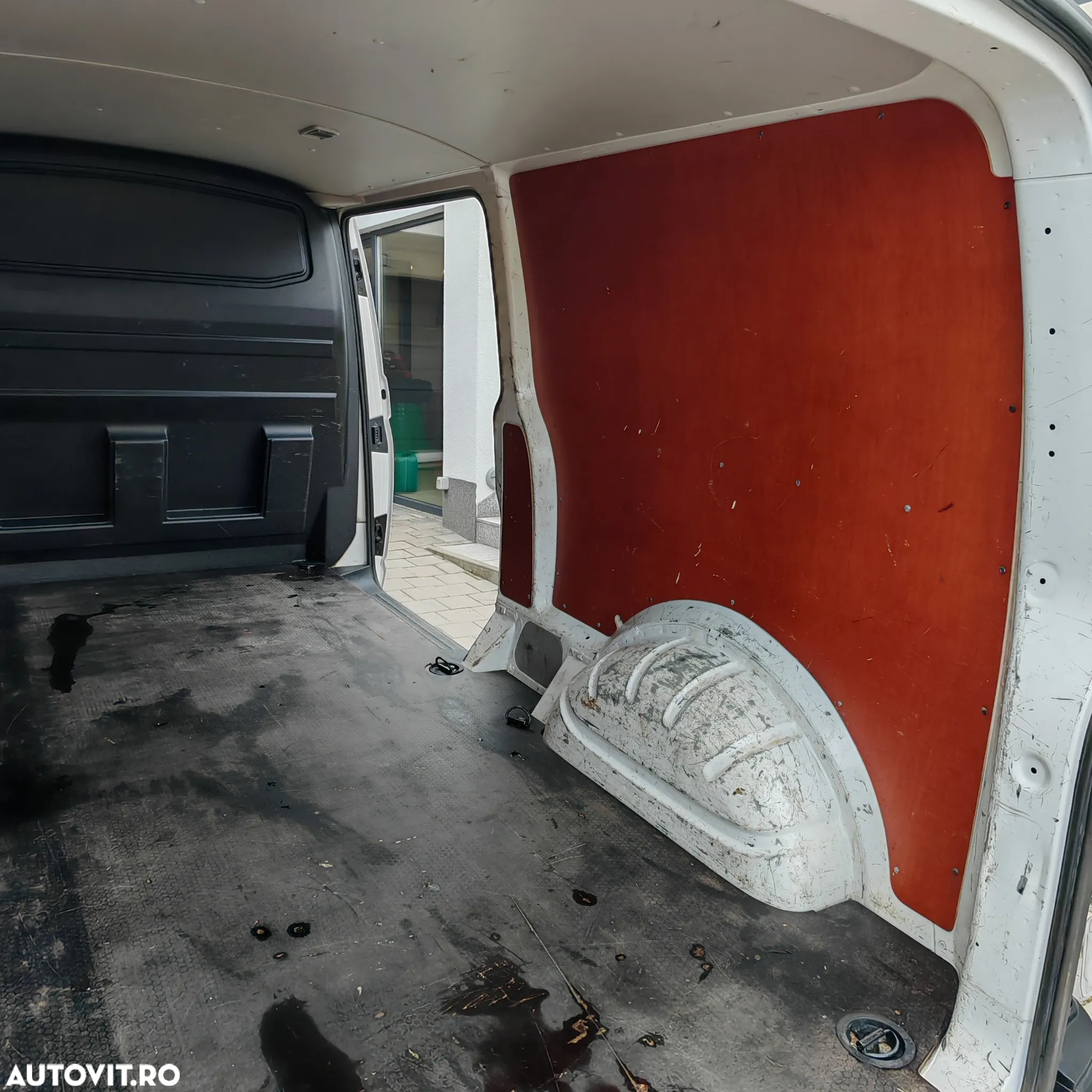 Volkswagen Transporter - 23
