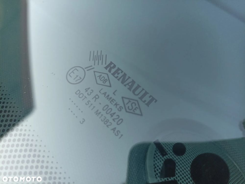 Renault Clio - 33