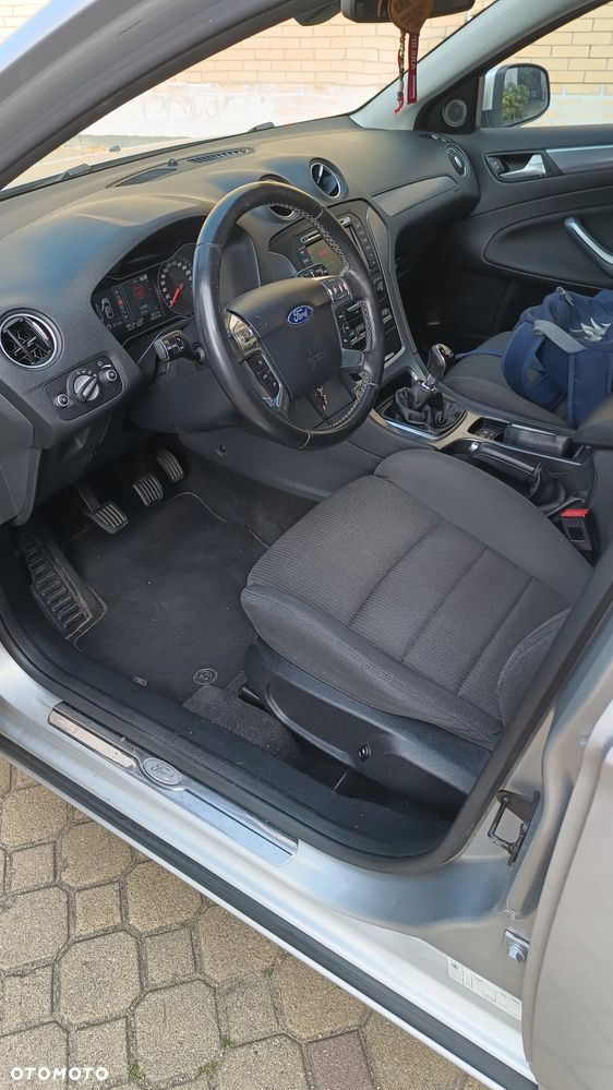 Ford Mondeo 2.0 TDCI Titanium - 8