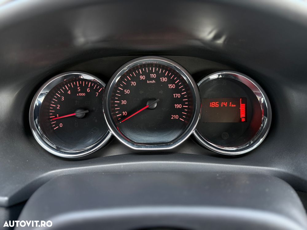 Dacia Logan 0.9 Laureate - 26