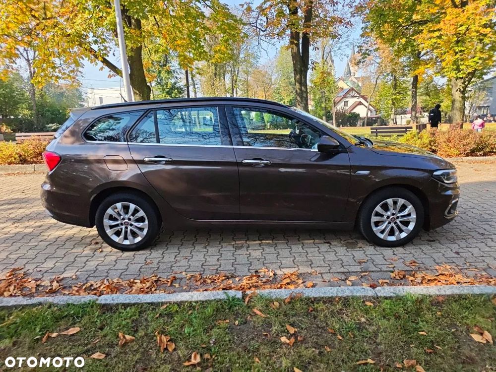 Fiat Tipo 1.4 T-Jet Lounge - 19