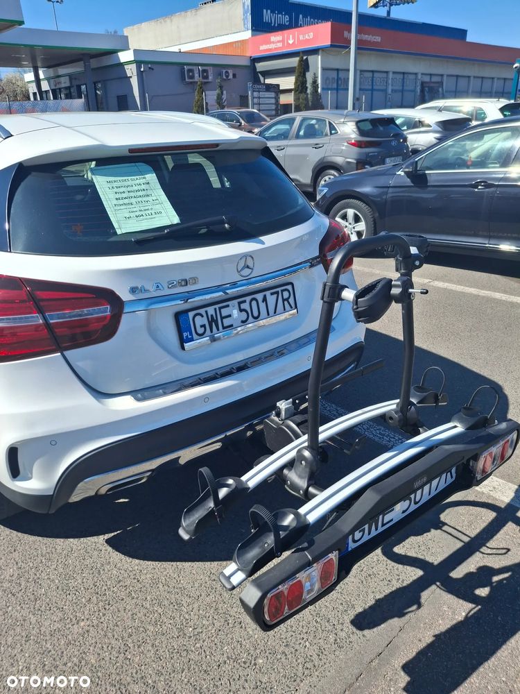 Mercedes-Benz GLA 200 7G-DCT - 16