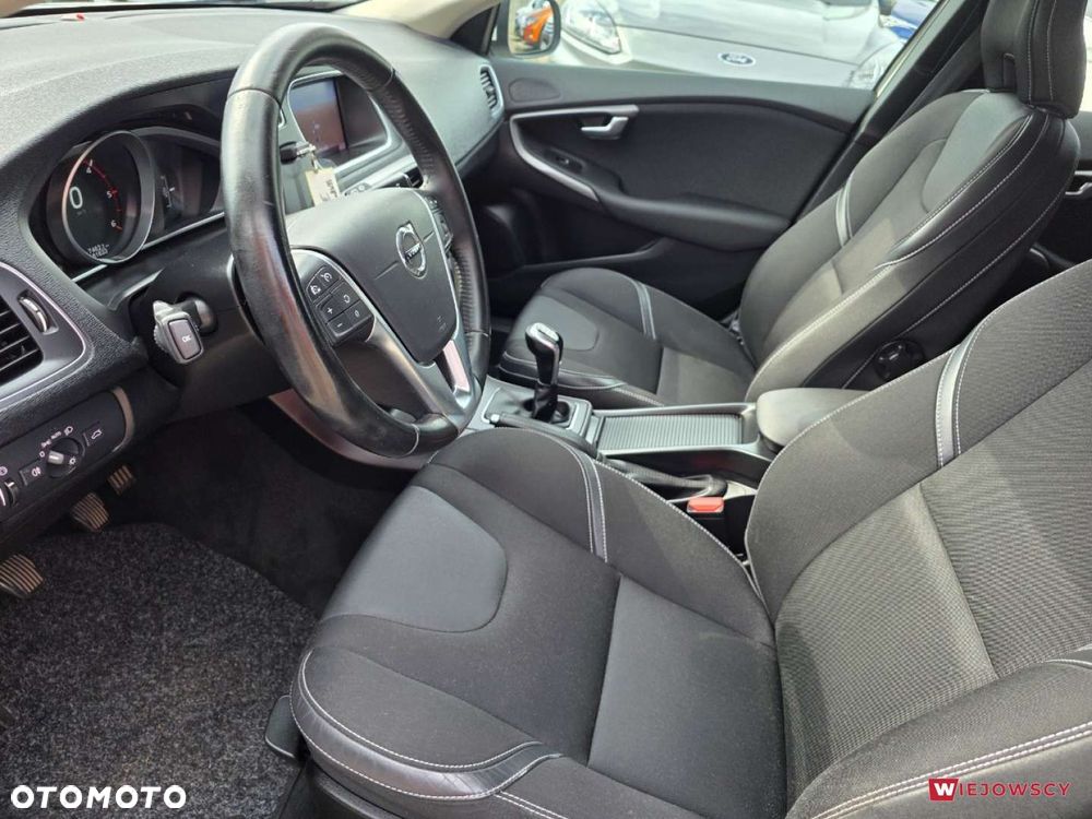 Volvo V40 - 14