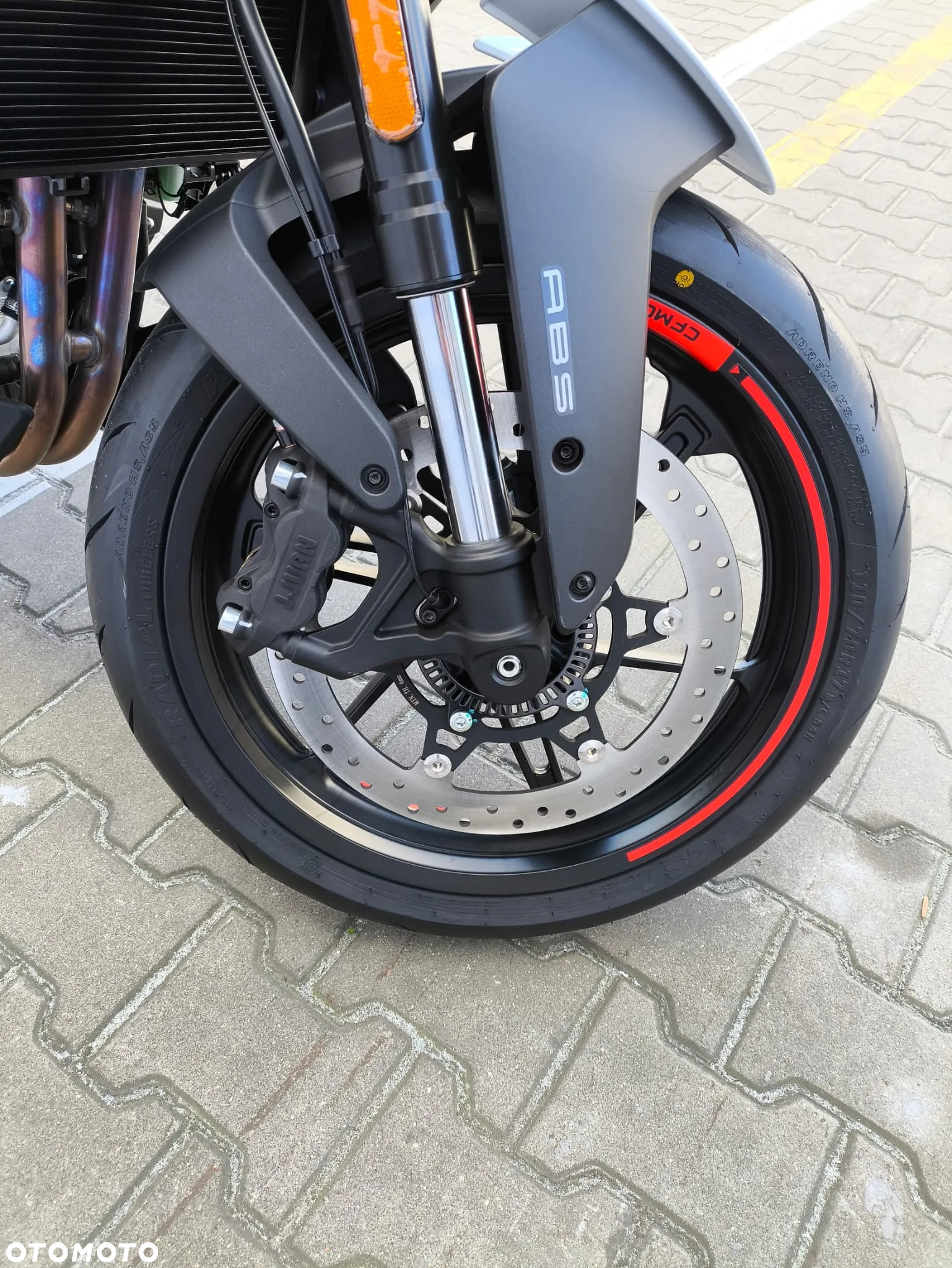 CFMoto NK - 9
