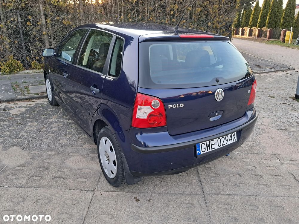 Volkswagen Polo 1.4 16V Comfortline - 16