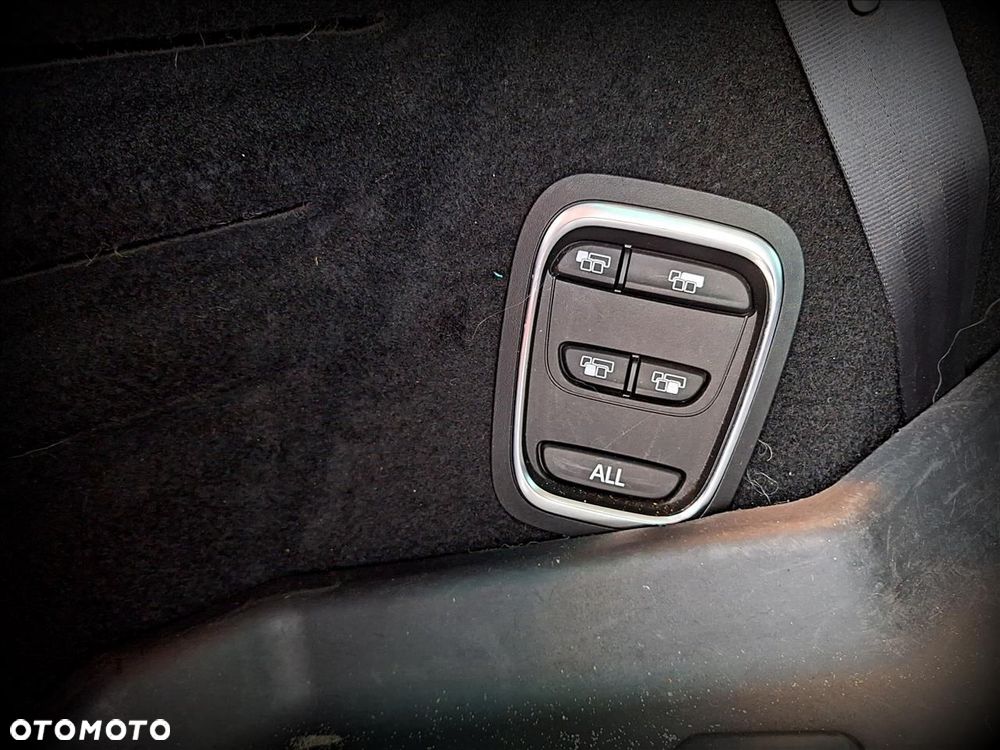 Renault Grand Scenic Gr 1.3 TCe FAP Winter Edition - 6