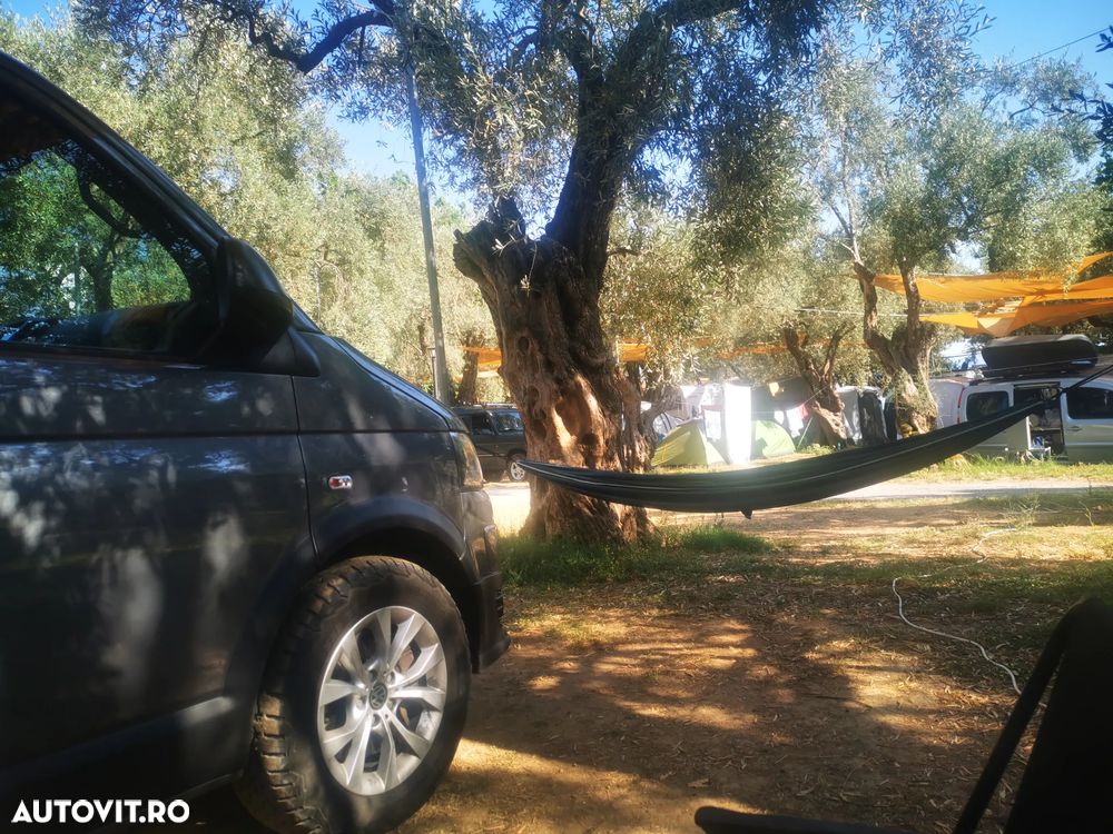 Volkswagen Multivan - 30