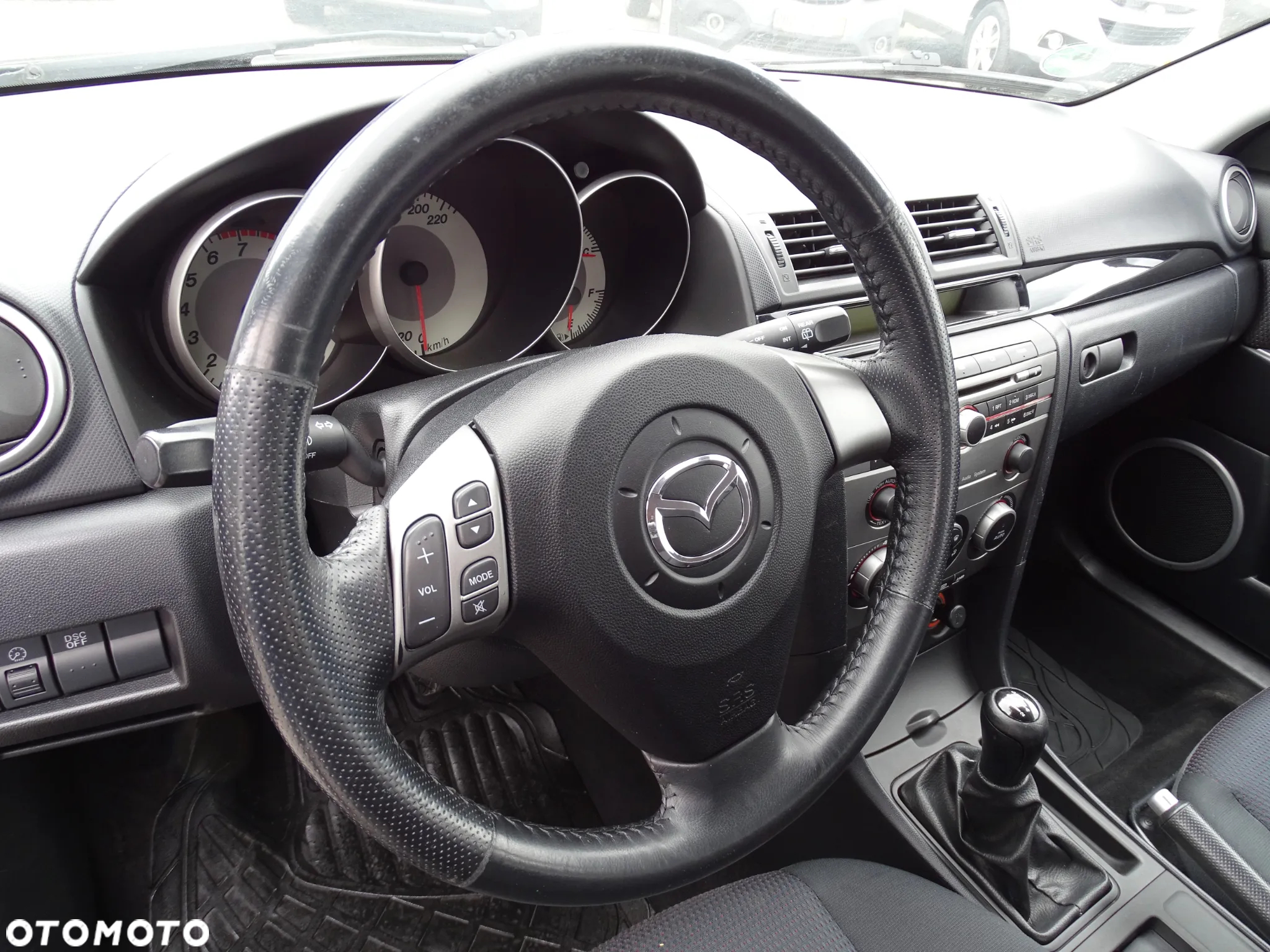 Mazda 3 - 28