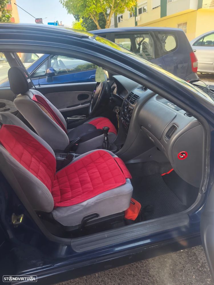 Mitsubishi Carisma Hatchback 1.6 GLX ABS - 4