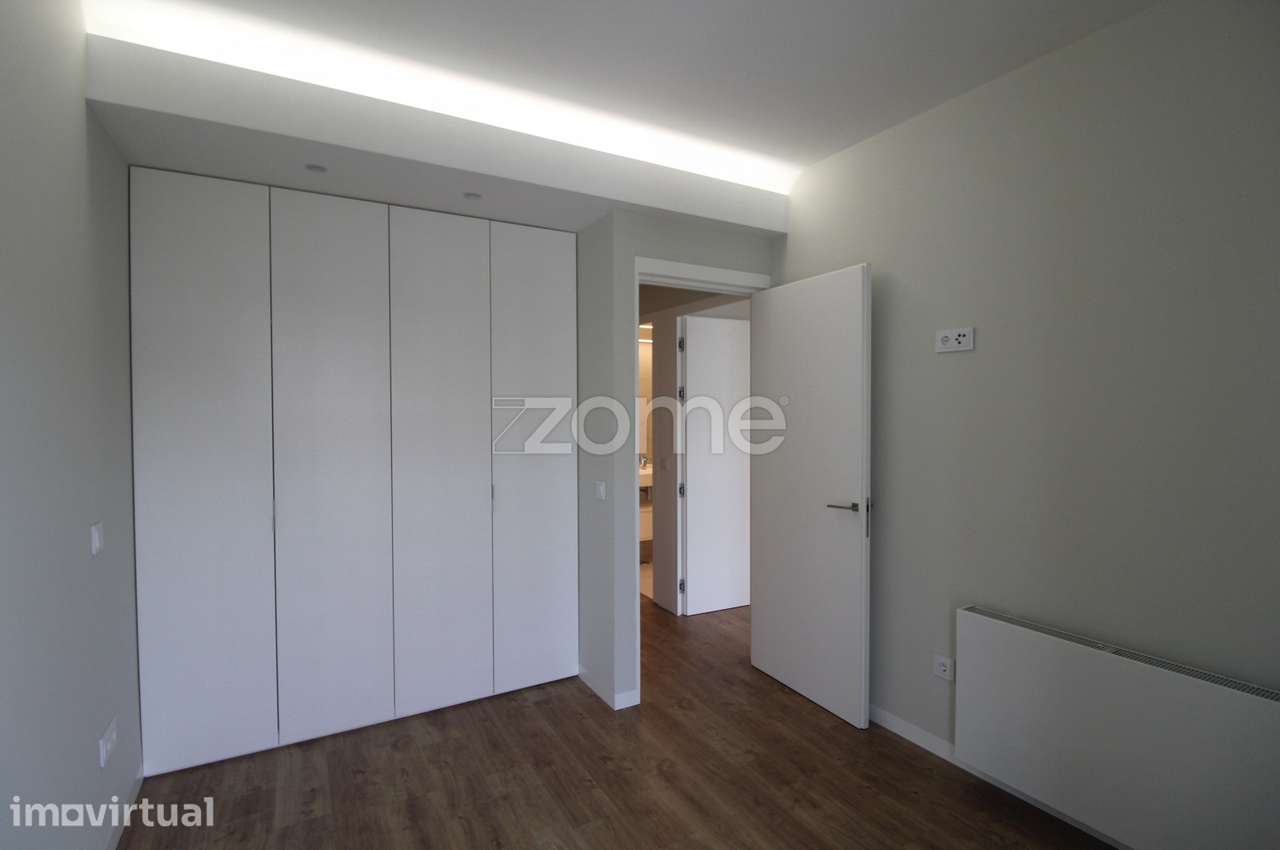 T2+1 duplex - centro de Viana - Grande imagem: 4/13