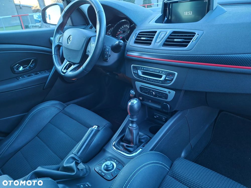 Renault Megane TCe 220 Start & Stop GT 220 - 18