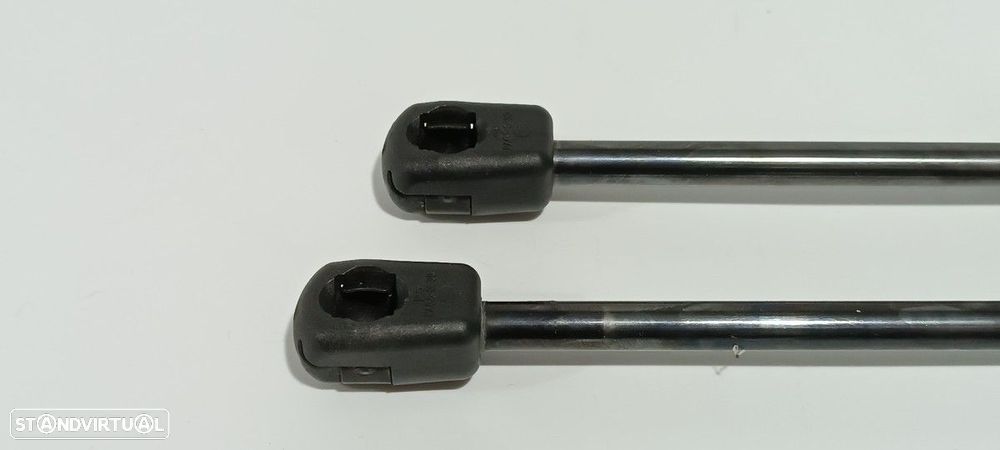 AMORTECEDORESDO CAPÔ MERCEDES CLASE S (W222) LIM. S 350 BLUETEC (222.032) - 2