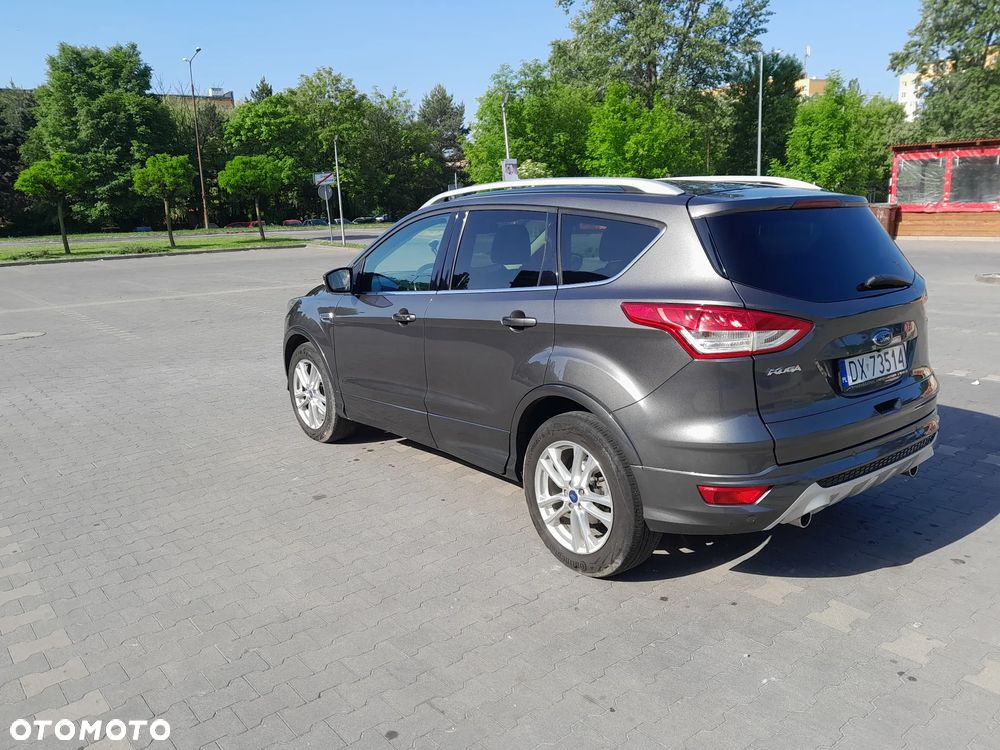 Ford Kuga 2.0 TDCi 4x4 Titanium - 4