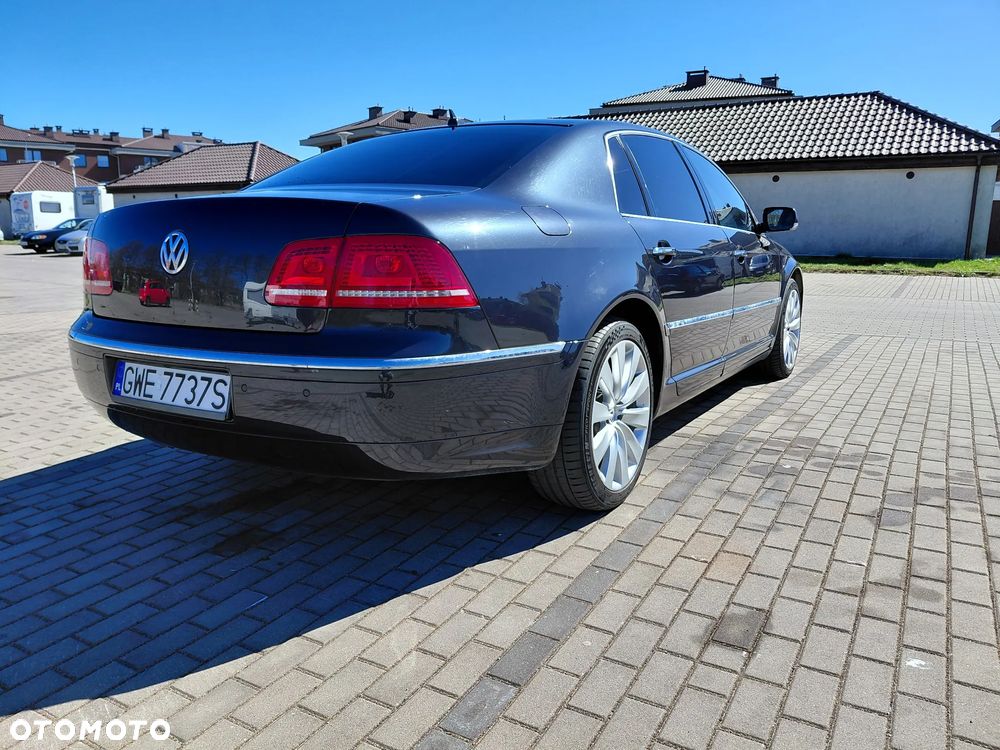 Volkswagen Phaeton - 40
