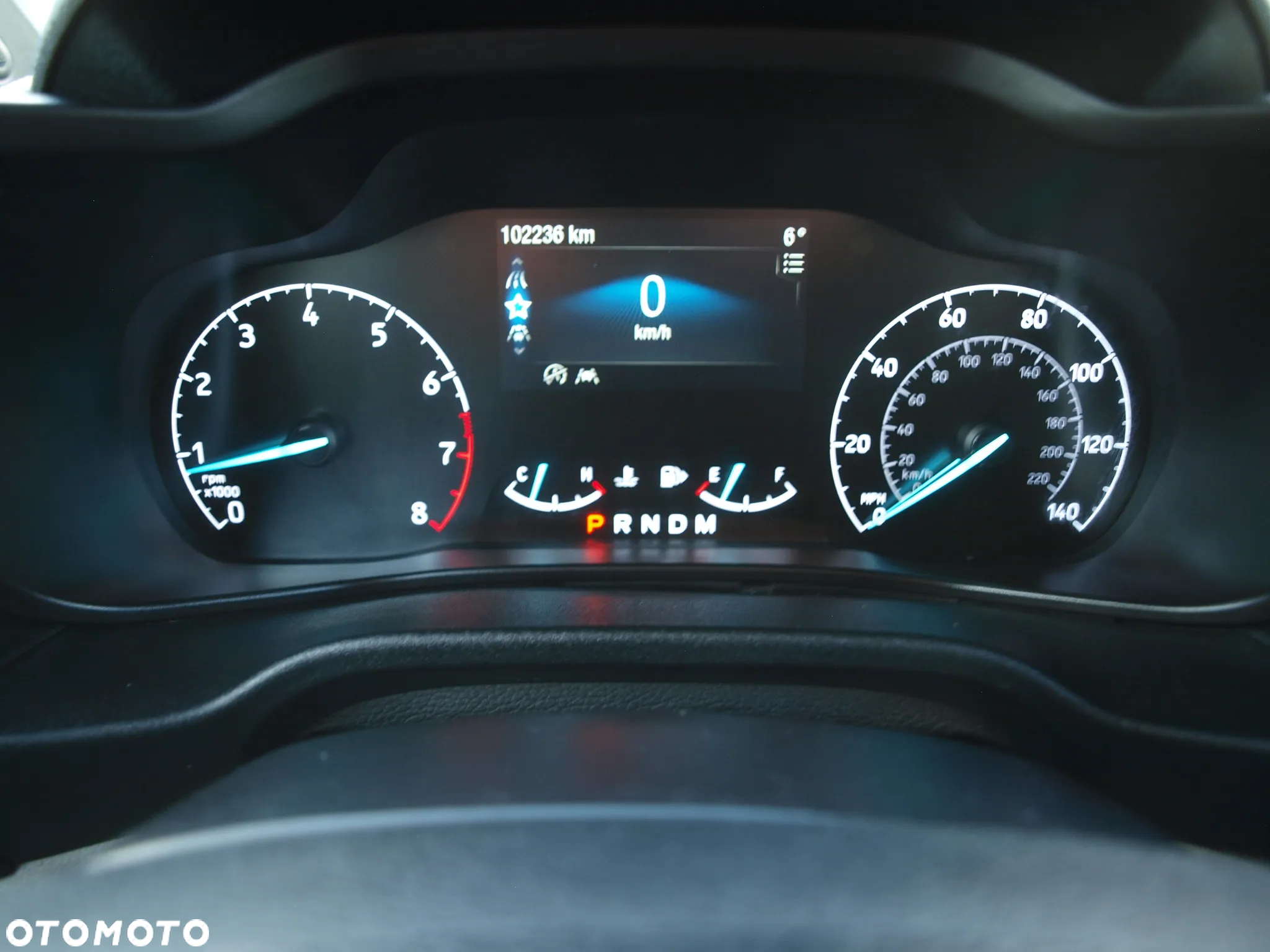 Ford Tourneo Connect Grand - 13